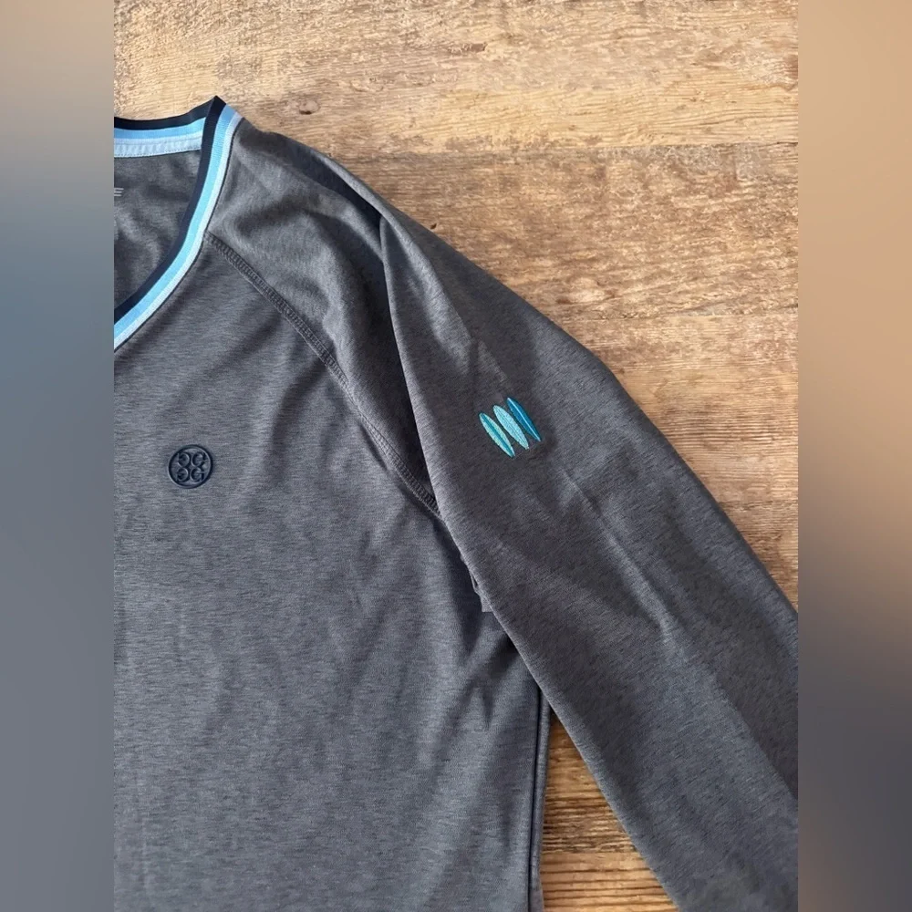 G/FORE Golf Men’s V-Neck Pullover Sweatshirt Gray Medium